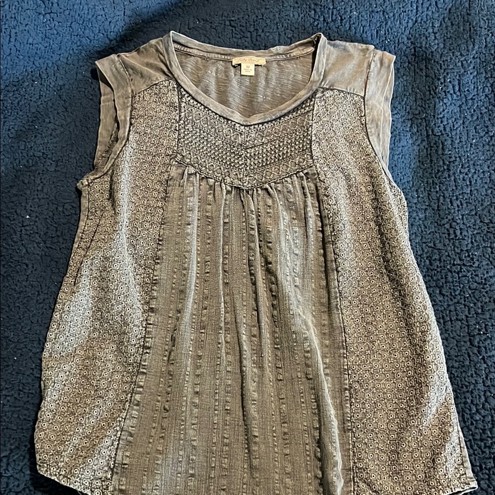 Lucky Brand Gray Smocked Pleated Sleeveless Blouse